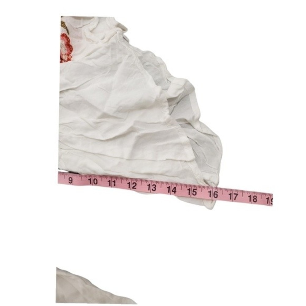 WHITE Top - Picture 8 of 9